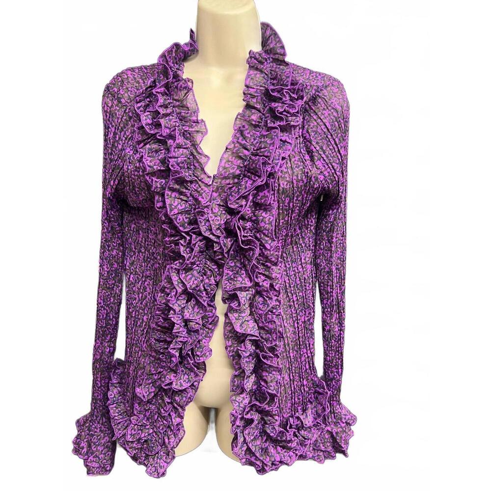 NEW MICHAEL K women's loveless ruffle top in purple print